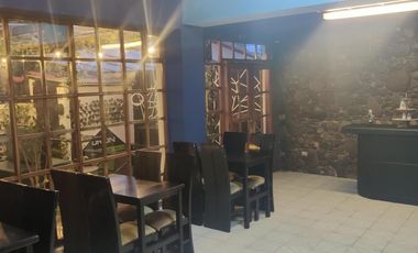 PROPIEDAD EN VENTA EN LA FLORESTA - IDEAL HOSTAL, BAR, RESTAURANTE