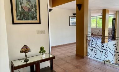 SE VENDE CASA EN VILLA DE LAS FUENTES $450,000