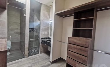 CASA EN VENTA EN FRACCIONAMIENTO PRIVADO AL SUR DE MONTERREY, EQUIPADA