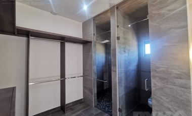 CASA EN VENTA EN FRACCIONAMIENTO PRIVADO AL SUR DE MONTERREY, EQUIPADA