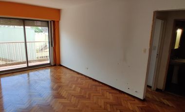 Dpto. Amplio 2 ambientes Céntrio