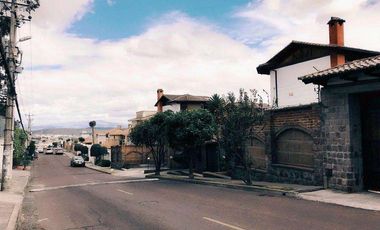 Venta Terreno,Urbanización Santa Lucia, Excelente Para Constructores