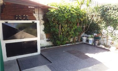 ALBARELLOS 4079, entre Juan B Justo y Vidal, Isidro Casanova