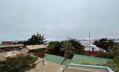 Casa en Venta en Propiedad única en centro histórico de Los Vilos. 2 casas con acceso independiente. Bodegón Cultural de Los Vilos