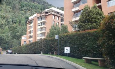 VENTA APARTAMENTO 235Mtrs 3H/3B/3G/1D  EXTERIOR CERROS DEL COUNTRY