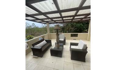 VENTA DE CASA DE PLAYA  EN PIEDRAS GORDAS