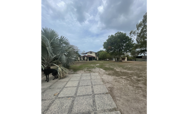 VENTA DE CASA DE PLAYA  EN PIEDRAS GORDAS
