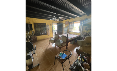 VENTA DE CASA DE PLAYA  EN PIEDRAS GORDAS