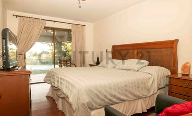 Amplia casa Condominio Club de Campo Norte