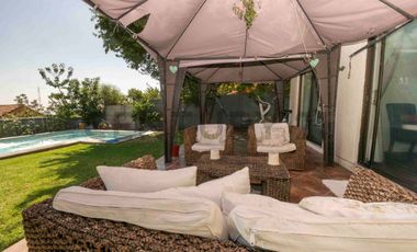 Amplia casa Condominio Club de Campo Norte