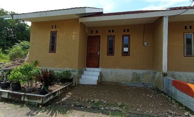 rumah dalam perumahan cluster dekat kota wates kulon progo