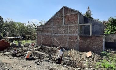 RUMAH MUNGIL DALAM PERUMAHAN DEKAT RS PKU GAMPING