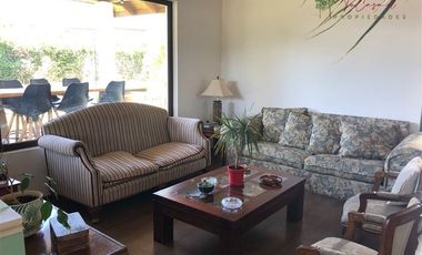 Casa en venta de 4 dorm. en Cam. Carampangue -Talagante
