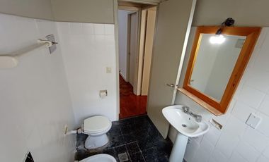 Departamento Tipo Casa 3 Ambientes Patio y Terraza en Colegiales Impecable Estado