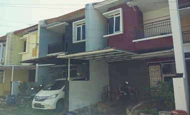 Rumah 3 KT 2 lantai di Antapani di sewakan harga Terjangkau