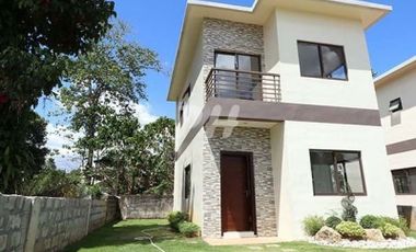 Elegant House and Lot in Antipolo City near Sandoval Avenue PH965