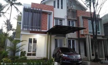 Rumah Mewah Design Modern, cocok untuk investasi : Cimahi