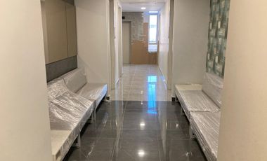 consultorio en arriendo en sabanilla. Cod A106170
