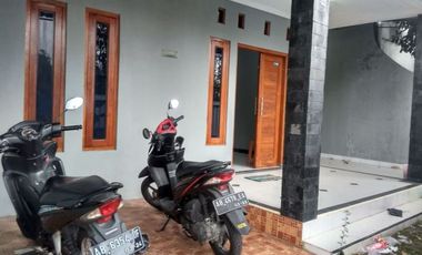 RUMAH MINIMALIS SIAP HUNI DI TENGAH KOTA JOGJA