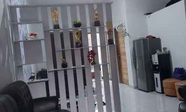 RUMAH MINIMALIS MODERN DI TENGAH KOTA JOGJA