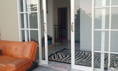RUMAH MINIMALIS MODERN DI TENGAH KOTA JOGJA