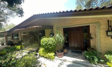 CASA EN RENTA EN BOSQUES DE LAS LOMAS