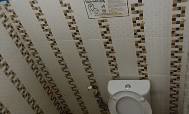 2003 Dijual Guest House Usaha Laundry dan minimart aktif Lokasi di Kotaanyar Paiton Probolinggo