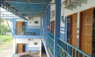 2003 Dijual Guest House Usaha Laundry dan minimart aktif Lokasi di Kotaanyar Paiton Probolinggo