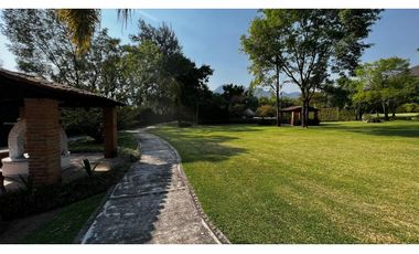 Quinta en renta en Malinalco ideal para eventos con jardin muy amplio