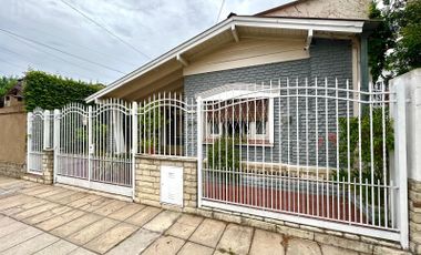 Excelente casa 4 ambientes en venta en Villa Sarmiento