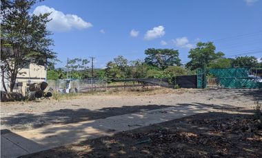 SE ALQUILA TERRENO CON GALERA EN TOCUMEN