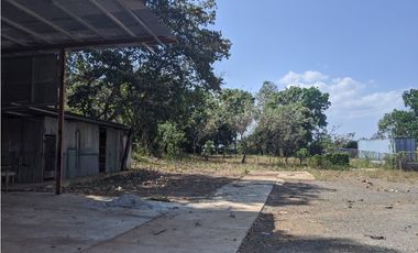 SE ALQUILA TERRENO CON GALERA EN TOCUMEN