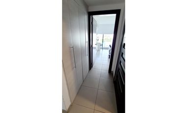 Venta Departamento de lujo frente al mar edf. Poseidón Manta Ecuador.