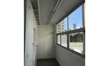 SEA Confiable Vende Oficina en Avenida Balboa