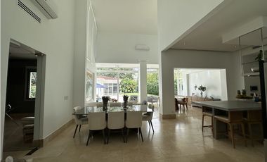 Fairways Estates amueblada