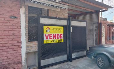 Vivienda con local en Ezpeleta, Quilmes