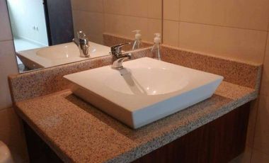 Alquiler de Apartamento Full Amoblado 2 Dorm. con Vista Al Río.