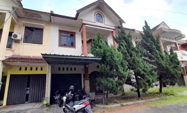 Rumah Strategis Tengah Kota dekat Jalan HOS Cokroaminoto
