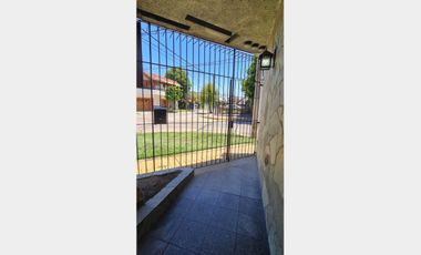 PH en Venta Ramos Mejia / La Matanza (A034 1580)
