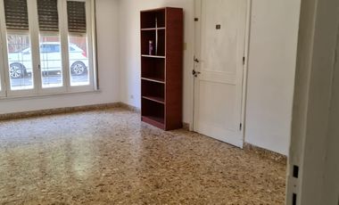PH en Venta Ramos Mejia / La Matanza (A034 1580)