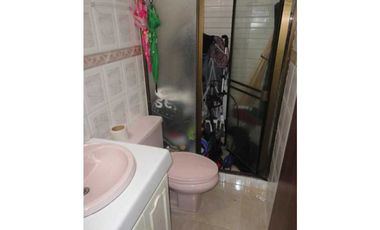 SE VENDE CASA UNIFAMILIAR BARRIO SANTA FE