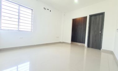 COD. 597 - SE VENDE APARTAMENTO - BARRIO: LOS ALPES