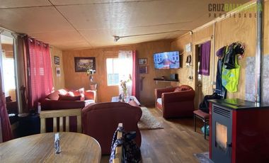 Casa en Venta en Terreno de 1.574 m2 con casa y bodega - Sector Alerce Histórico