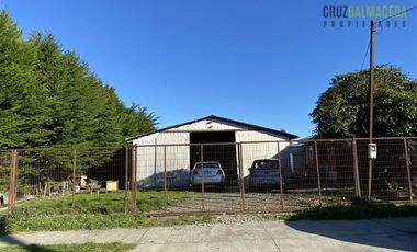 Casa en Venta en Terreno de 1.574 m2 con casa y bodega - Sector Alerce Histórico