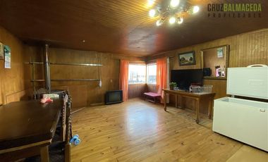 Casa en Venta en Terreno de 1.574 m2 con casa y bodega - Sector Alerce Histórico