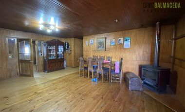 Casa en Venta en Terreno de 1.574 m2 con casa y bodega - Sector Alerce Histórico