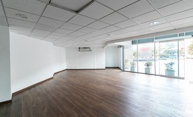 local en arriendo en santa ana occidental-usaquén. Cod A1105020