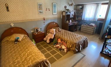 PH Exclusivo en primer piso con terraza propia, quincho cochera.