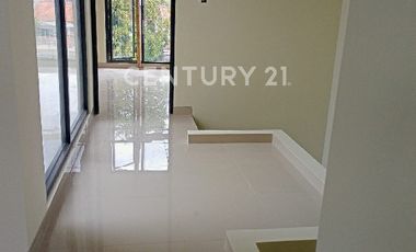 Dijual Rumah Strategis Harga Menarik Di Bintaro Sektor 2 TangSel