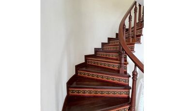 SE VENDE CASA EN ALAMOS PEREIRA